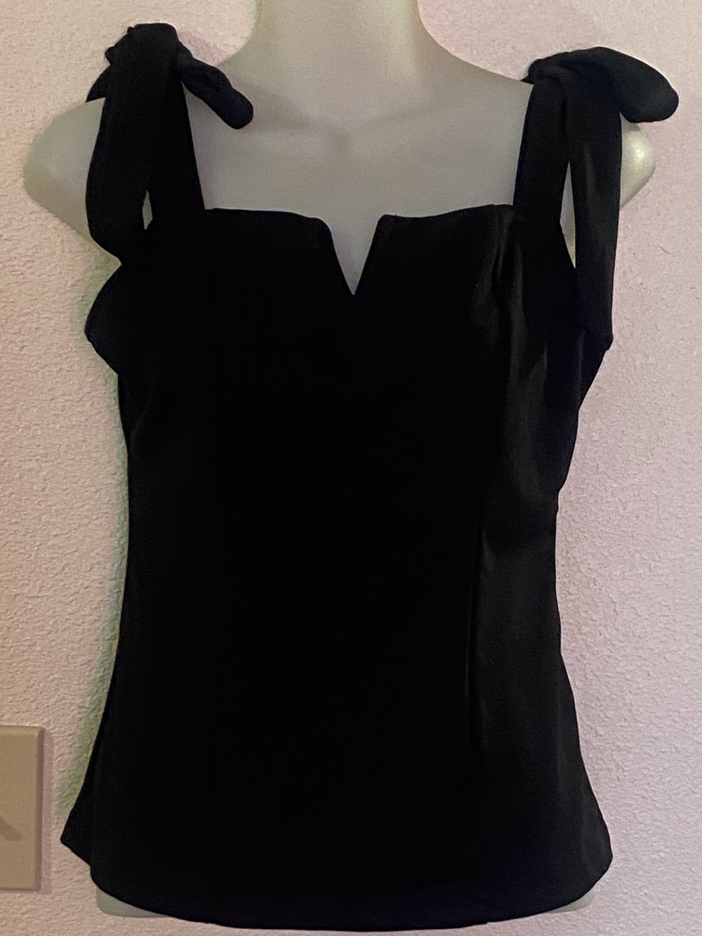 Black Tie-Shoulder Sweetheart Neck Women's Top Size Approximately SM - Picture 5 of 5